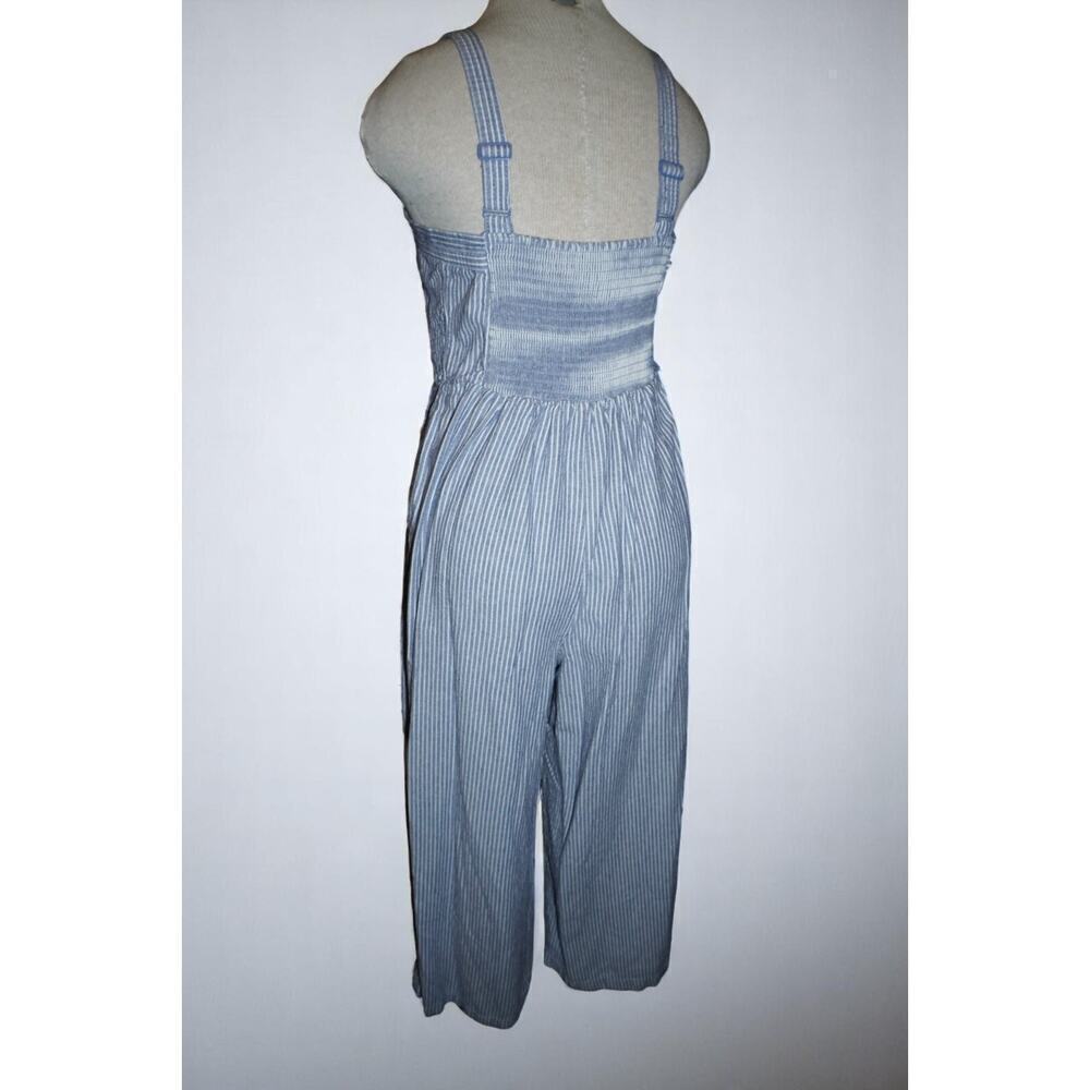 Old Navy Blue White Striped Jumpsuit | Women’s Size Small | Sleeveless Cropped - Picture 4 of 10
